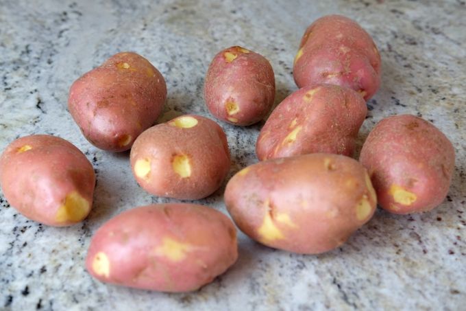 Patatas-pobre | scrubbed-potatoes | Tallulahtreats | easy-vegan-food | delicious-low-fodmap 